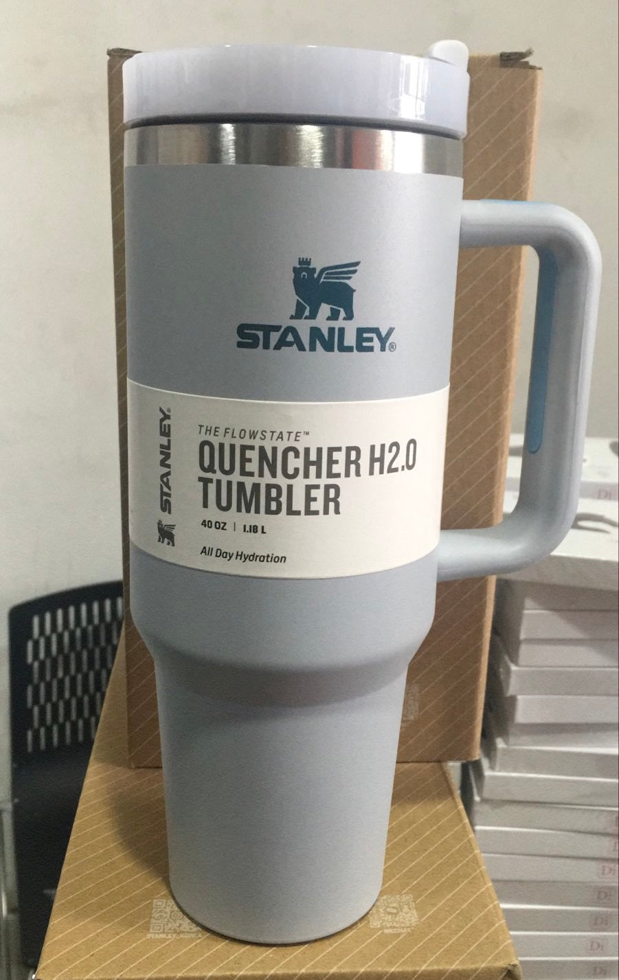 Termo Viajero Stanley 40oz - para bebidas frías y bebidas calientes.